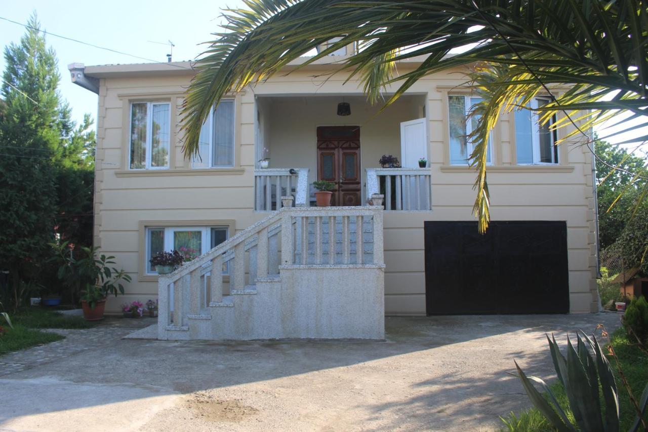 Greenview Guesthouse Μπατούμι Εξωτερικό φωτογραφία