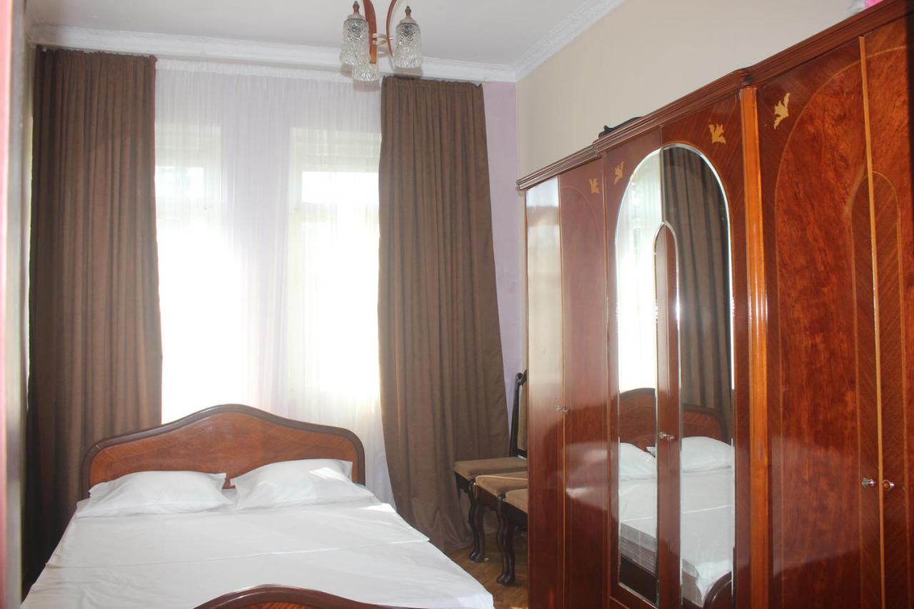 Greenview Guesthouse Μπατούμι Εξωτερικό φωτογραφία