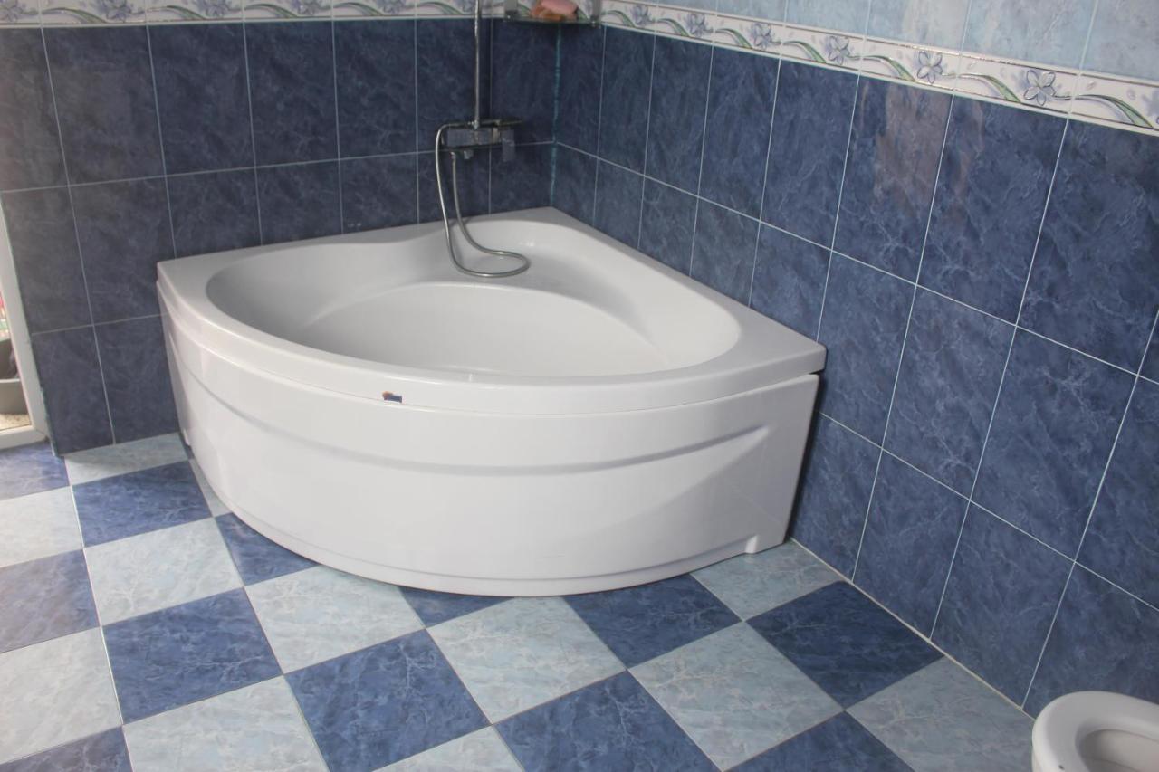 Greenview Guesthouse Μπατούμι Εξωτερικό φωτογραφία