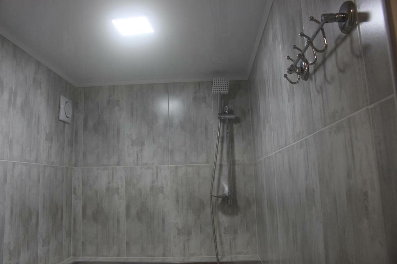 Greenview Guesthouse Μπατούμι Εξωτερικό φωτογραφία