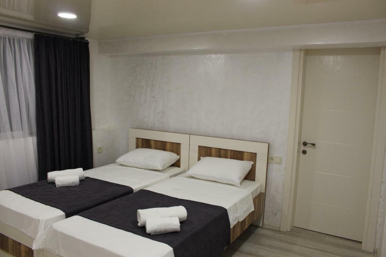 Greenview Guesthouse Μπατούμι Εξωτερικό φωτογραφία
