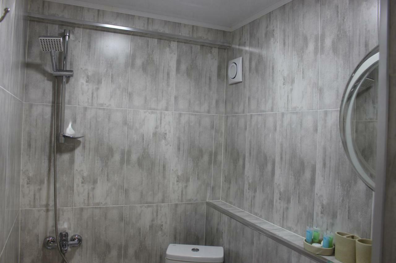 Greenview Guesthouse Μπατούμι Εξωτερικό φωτογραφία