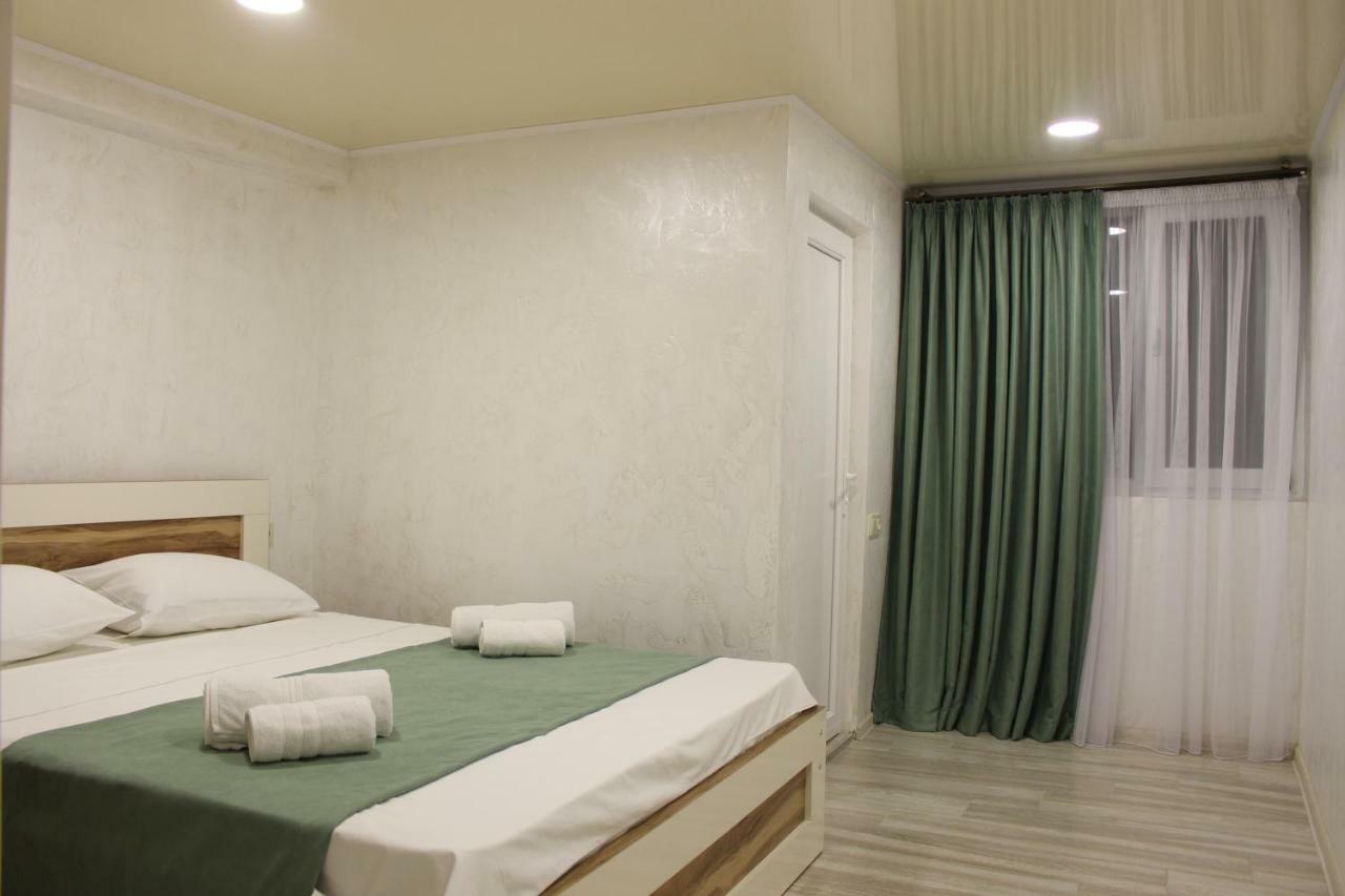 Greenview Guesthouse Μπατούμι Εξωτερικό φωτογραφία