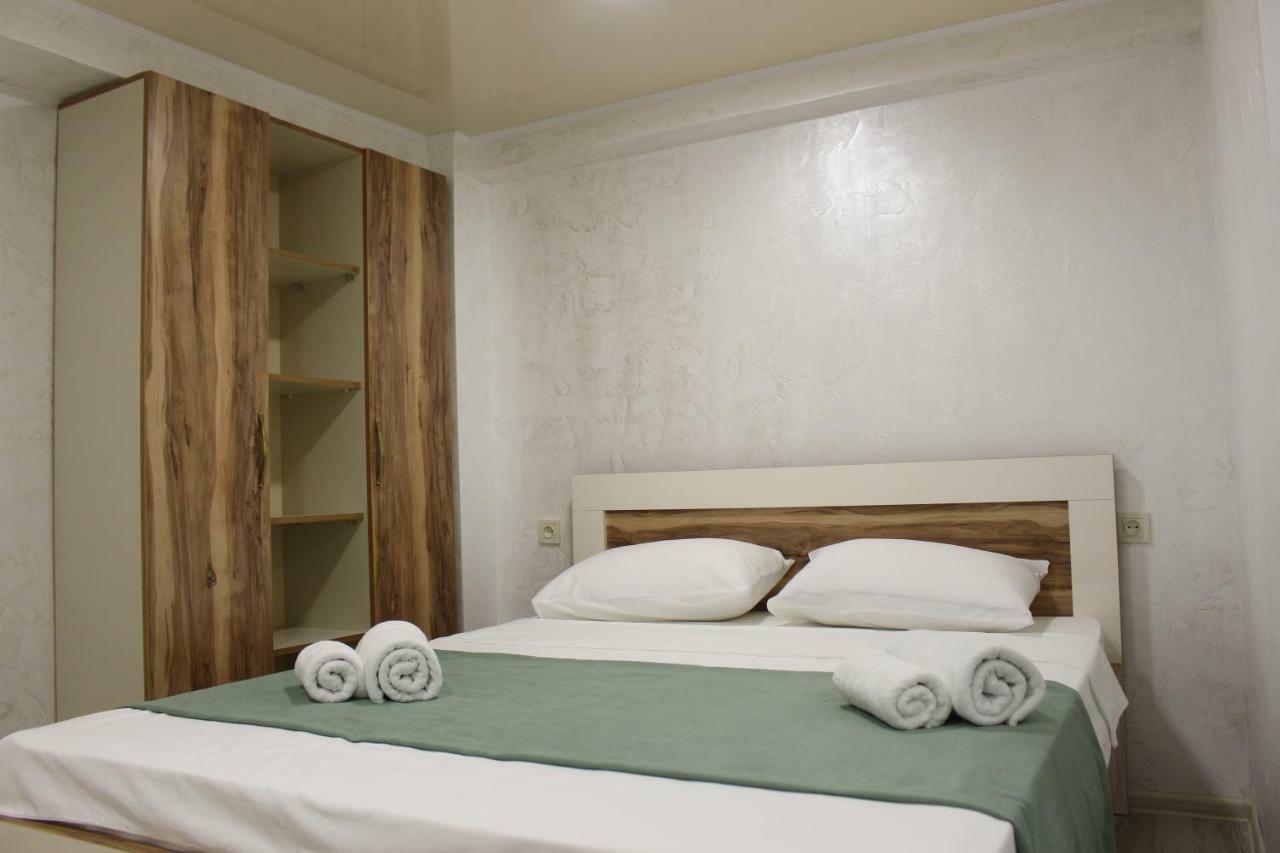 Greenview Guesthouse Μπατούμι Εξωτερικό φωτογραφία