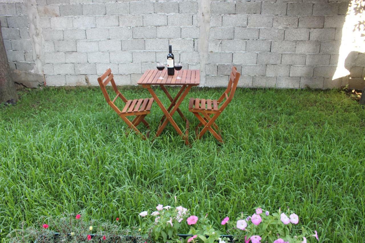 Greenview Guesthouse Μπατούμι Εξωτερικό φωτογραφία