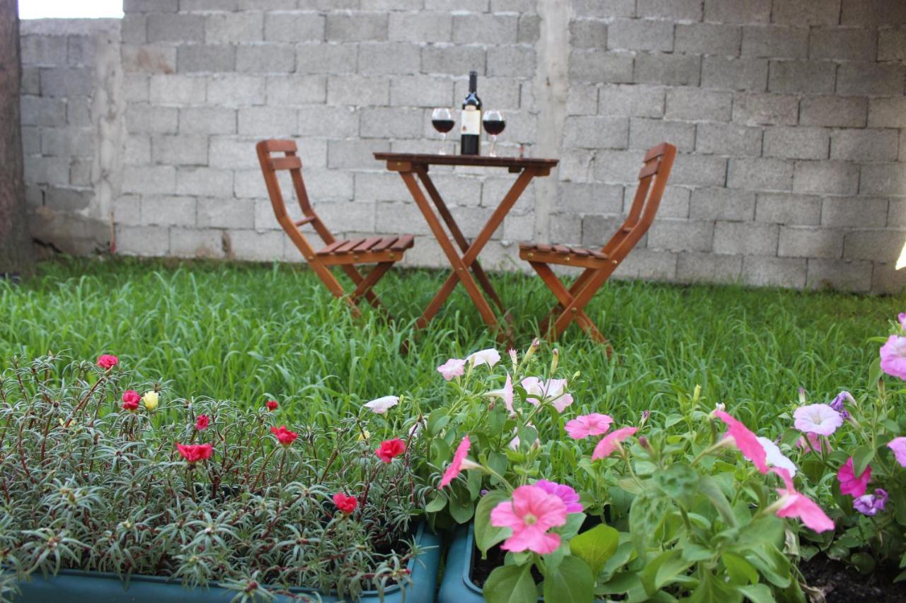 Greenview Guesthouse Μπατούμι Εξωτερικό φωτογραφία